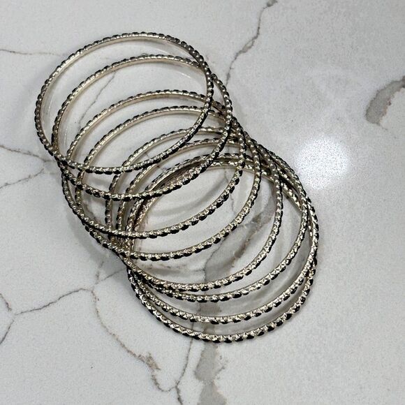 Vintage Y2K Bangle Bracelets Black Silver Tone Metal Set of 8 Retro - Picture 2 of 7